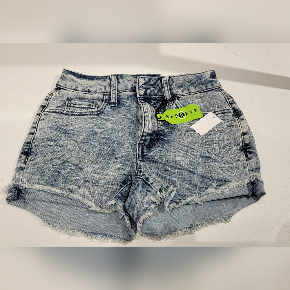 SO size 3/26, high rise curvy shortie shorts, acid wash